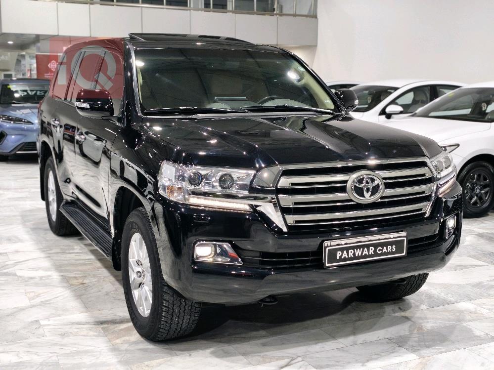 تويوتا لاندكروزر